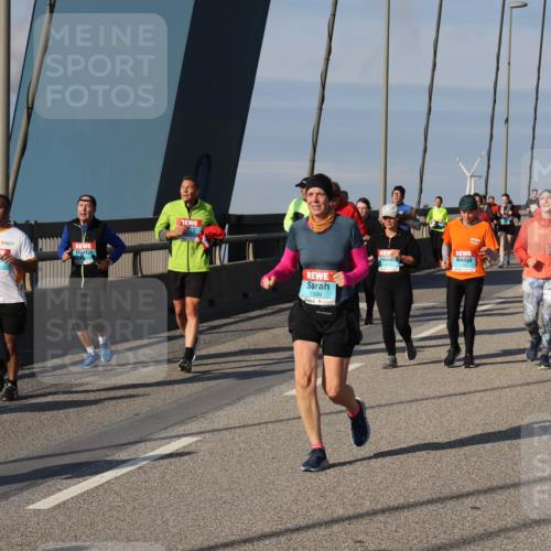 03.10.2025 - Köhlbrandbrückenlauf Julia Fischer http://msf.ph/oto/9007299 03.10.2025 09:59:12 Position 2 1998 meine-sportfotos.de