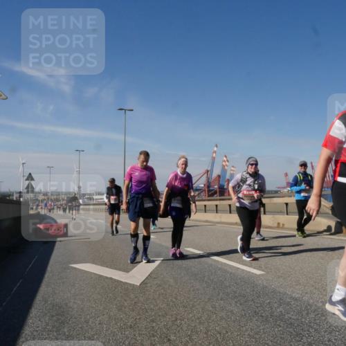 03.10.2025 - Köhlbrandbrückenlauf Matties Gatica Varas http://msf.ph/oto/9007358 03.10.2025 13:02:46 Position 2 5421 meine-sportfotos.de