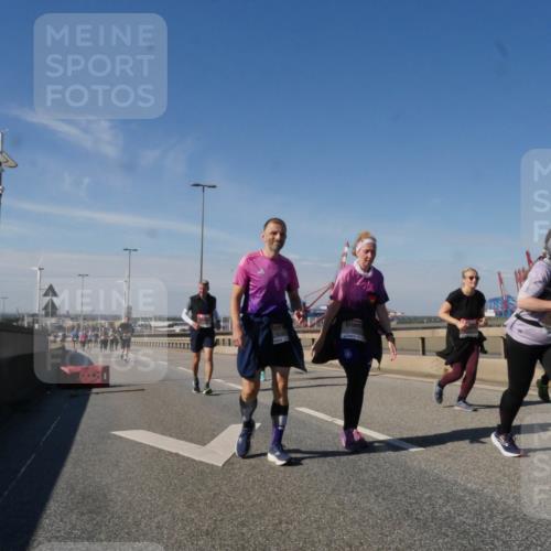 03.10.2025 - Köhlbrandbrückenlauf Matties Gatica Varas http://msf.ph/oto/9007366 03.10.2025 13:02:47 Position 2  meine-sportfotos.de