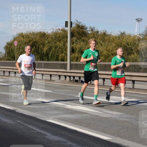 03.10.2025 - Köhlbrandbrückenlauf Julia Fischer http://msf.ph/oto/9007379 03.10.2025 12:47:13 Position 3  meine-sportfotos.de
