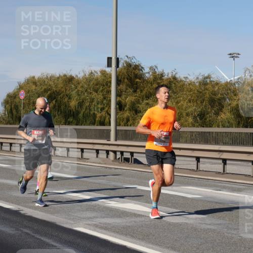 03.10.2025 - Köhlbrandbrückenlauf Julia Fischer http://msf.ph/oto/9007400 03.10.2025 12:47:18 Position 3 4192, 6364 meine-sportfotos.de