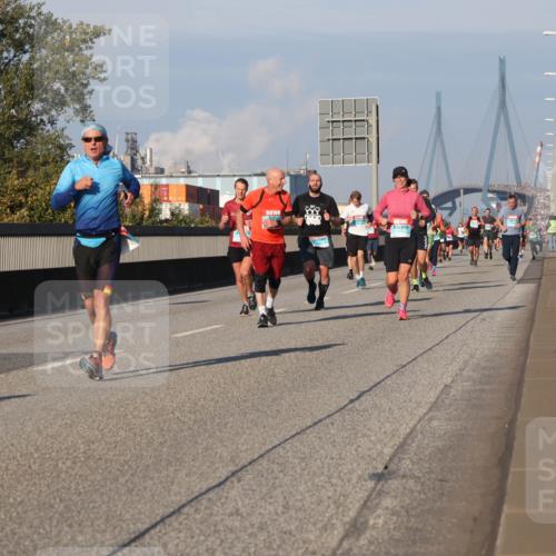 03.10.2025 - Köhlbrandbrückenlauf Luisa Fischer http://msf.ph/oto/9007424 03.10.2025 10:49:11 Position 3  meine-sportfotos.de