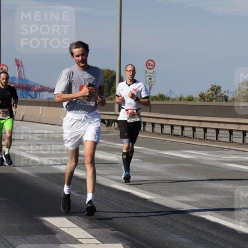 03.10.2025 - Köhlbrandbrückenlauf Julia Fischer http://msf.ph/oto/9007507 03.10.2025 12:47:33 Position 3 6203, 12, 5 meine-sportfotos.de