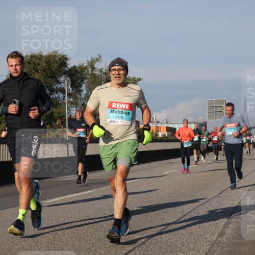 03.10.2025 - Köhlbrandbrückenlauf Luisa Fischer http://msf.ph/oto/9007586 03.10.2025 10:49:21 Position 3 1776 meine-sportfotos.de