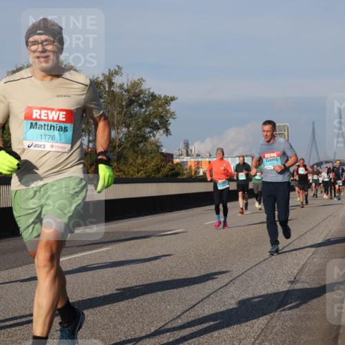 03.10.2025 - Köhlbrandbrückenlauf Luisa Fischer http://msf.ph/oto/9007601 03.10.2025 10:49:22 Position 3 1776 meine-sportfotos.de