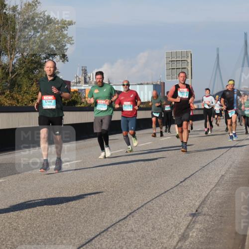 03.10.2025 - Köhlbrandbrückenlauf Luisa Fischer http://msf.ph/oto/9007646 03.10.2025 10:49:26 Position 3 1493 meine-sportfotos.de