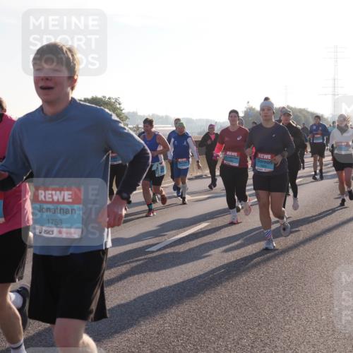 03.10.2025 - Köhlbrandbrückenlauf Fabian Wolf http://msf.ph/oto/9007704 03.10.2025 09:20:18 Position 3 1755, 1753 meine-sportfotos.de