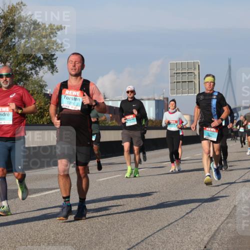 03.10.2025 - Köhlbrandbrückenlauf Luisa Fischer http://msf.ph/oto/9007707 03.10.2025 10:49:30 Position 3 2995, 1274 meine-sportfotos.de