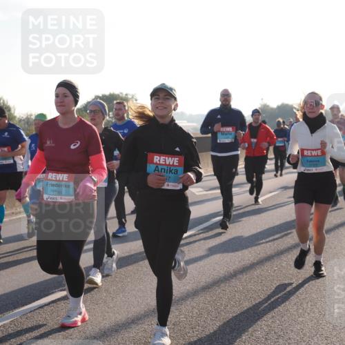 03.10.2025 - Köhlbrandbrückenlauf Fabian Wolf http://msf.ph/oto/9007801 03.10.2025 09:20:21 Position 3 1591, 17, 1124, 3723 meine-sportfotos.de
