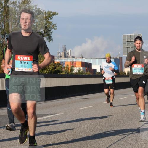 03.10.2025 - Köhlbrandbrückenlauf Luisa Fischer http://msf.ph/oto/9007822 03.10.2025 10:49:37 Position 3 3659, 1088 meine-sportfotos.de