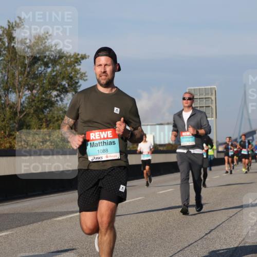 03.10.2025 - Köhlbrandbrückenlauf Luisa Fischer http://msf.ph/oto/9007857 03.10.2025 10:49:40 Position 3 1088 meine-sportfotos.de