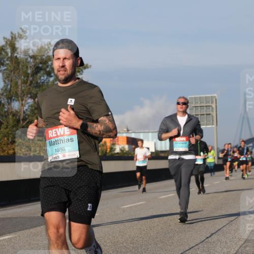 03.10.2025 - Köhlbrandbrückenlauf Luisa Fischer http://msf.ph/oto/9007860 03.10.2025 10:49:40 Position 3 1088 meine-sportfotos.de