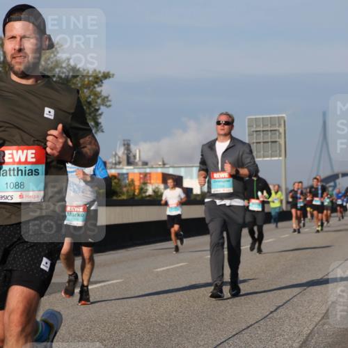 03.10.2025 - Köhlbrandbrückenlauf Luisa Fischer http://msf.ph/oto/9007867 03.10.2025 10:49:40 Position 3 1088, 1116 meine-sportfotos.de