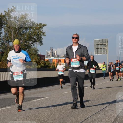 03.10.2025 - Köhlbrandbrückenlauf Luisa Fischer http://msf.ph/oto/9007882 03.10.2025 10:49:41 Position 3 41, 1116, 1334 meine-sportfotos.de