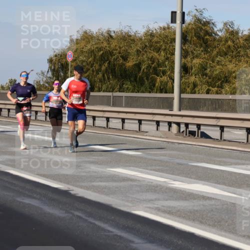 03.10.2025 - Köhlbrandbrückenlauf Julia Fischer http://msf.ph/oto/9007896 03.10.2025 12:48:50 Position 3 12, 5 meine-sportfotos.de