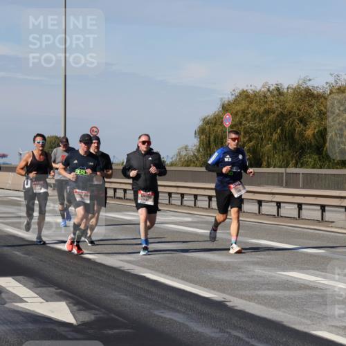 03.10.2025 - Köhlbrandbrückenlauf Julia Fischer http://msf.ph/oto/9007997 03.10.2025 12:49:14 Position 3  meine-sportfotos.de