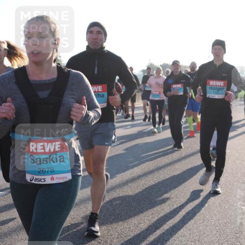 03.10.2025 - Köhlbrandbrückenlauf Fabian Wolf http://msf.ph/oto/9008093 03.10.2025 09:20:33 Position 3 2678, 1192 meine-sportfotos.de