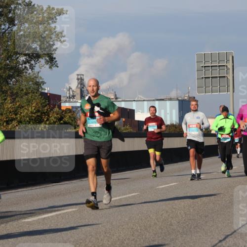 03.10.2025 - Köhlbrandbrückenlauf Luisa Fischer http://msf.ph/oto/9008094 03.10.2025 10:49:56 Position 3 3073 meine-sportfotos.de