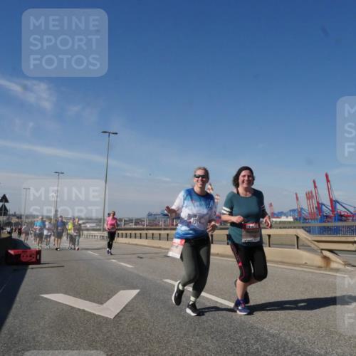 03.10.2025 - Köhlbrandbrückenlauf Matties Gatica Varas http://msf.ph/oto/9008112 03.10.2025 13:03:53 Position 2  meine-sportfotos.de