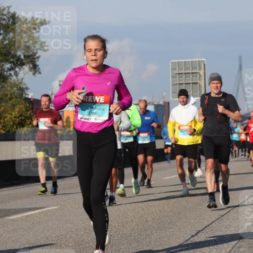 03.10.2025 - Köhlbrandbrückenlauf Luisa Fischer http://msf.ph/oto/9008166 03.10.2025 10:50:00 Position 3 3766 meine-sportfotos.de