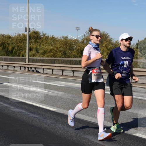 03.10.2025 - Köhlbrandbrückenlauf Julia Fischer http://msf.ph/oto/9008173 03.10.2025 12:49:46 Position 3  meine-sportfotos.de
