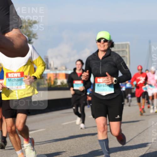 03.10.2025 - Köhlbrandbrückenlauf Luisa Fischer http://msf.ph/oto/9008240 03.10.2025 10:50:04 Position 3 1702, 1353 meine-sportfotos.de
