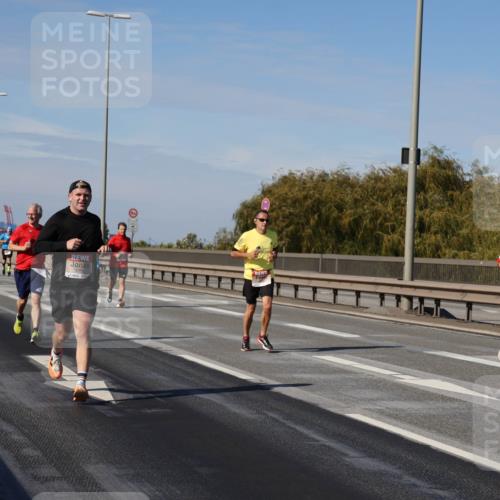 03.10.2025 - Köhlbrandbrückenlauf Julia Fischer http://msf.ph/oto/9008241 03.10.2025 12:50:00 Position 3 23, 50 meine-sportfotos.de