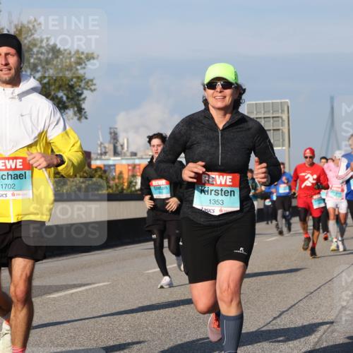 03.10.2025 - Köhlbrandbrückenlauf Luisa Fischer http://msf.ph/oto/9008244 03.10.2025 10:50:05 Position 3 1702, 1353 meine-sportfotos.de