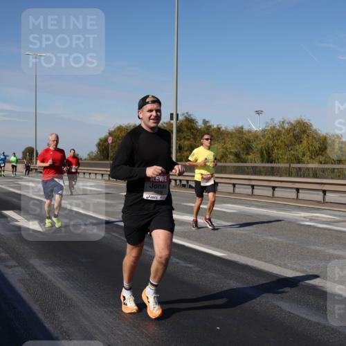 03.10.2025 - Köhlbrandbrückenlauf Julia Fischer http://msf.ph/oto/9008257 03.10.2025 12:50:02 Position 3 4268 meine-sportfotos.de