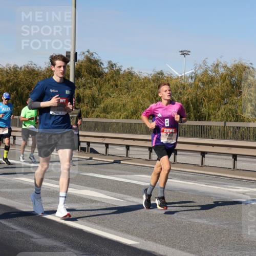03.10.2025 - Köhlbrandbrückenlauf Julia Fischer http://msf.ph/oto/9008285 03.10.2025 12:50:10 Position 3  meine-sportfotos.de