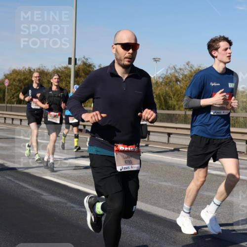 03.10.2025 - Köhlbrandbrückenlauf Julia Fischer http://msf.ph/oto/9008297 03.10.2025 12:50:11 Position 3 6783, 4322 meine-sportfotos.de