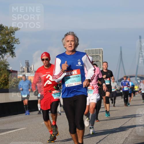 03.10.2025 - Köhlbrandbrückenlauf Luisa Fischer http://msf.ph/oto/9008311 03.10.2025 10:50:09 Position 3 3353, 1025 meine-sportfotos.de