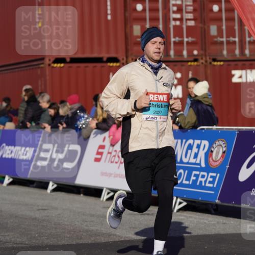 03.10.2025 - Köhlbrandbrückenlauf Michael Burmester http://msf.ph/oto/9008319 03.10.2025 10:09:44 Ziel 1188, 1399, 1409, 1786, 1801, 2027, 3321, 3539, 3811 meine-sportfotos.de