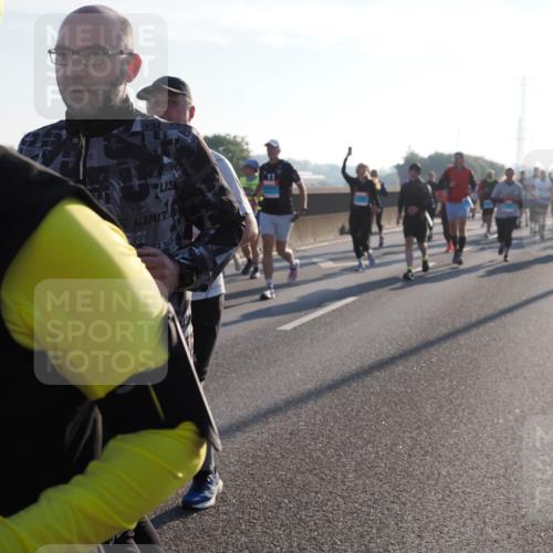 03.10.2025 - Köhlbrandbrückenlauf Fabian Wolf http://msf.ph/oto/9008347 03.10.2025 09:20:40 Position 3  meine-sportfotos.de