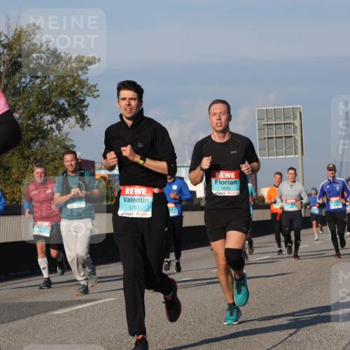 03.10.2025 - Köhlbrandbrückenlauf Luisa Fischer http://msf.ph/oto/9008355 03.10.2025 10:50:12 Position 3 1, 1767, 1045 meine-sportfotos.de