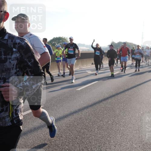 03.10.2025 - Köhlbrandbrückenlauf Fabian Wolf http://msf.ph/oto/9008356 03.10.2025 09:20:40 Position 3 1669 meine-sportfotos.de