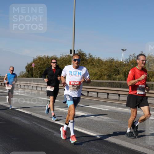 03.10.2025 - Köhlbrandbrückenlauf Julia Fischer http://msf.ph/oto/9008397 03.10.2025 12:50:26 Position 3 4109, 6175 meine-sportfotos.de