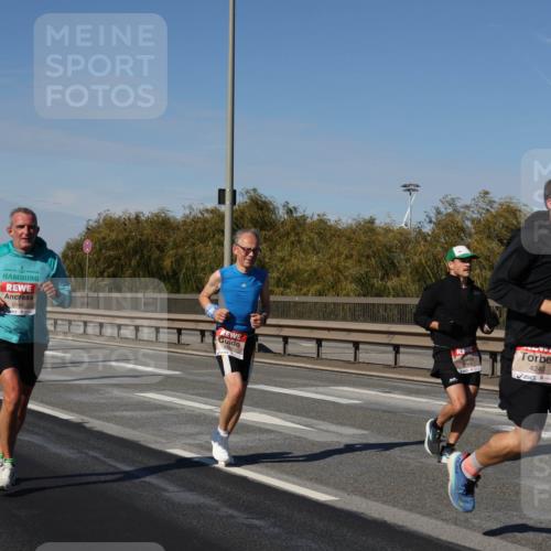 03.10.2025 - Köhlbrandbrückenlauf Julia Fischer http://msf.ph/oto/9008422 03.10.2025 12:50:28 Position 3 5948, 4240 meine-sportfotos.de