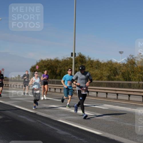 03.10.2025 - Köhlbrandbrückenlauf Julia Fischer http://msf.ph/oto/9008439 03.10.2025 12:50:30 Position 3  meine-sportfotos.de