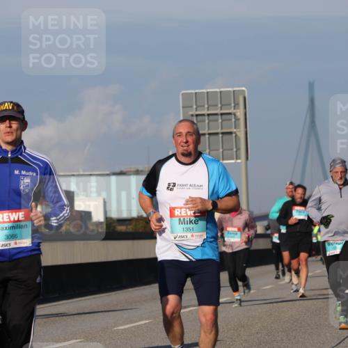 03.10.2025 - Köhlbrandbrückenlauf Luisa Fischer http://msf.ph/oto/9008450 03.10.2025 10:50:18 Position 3 3066, 1351, 107 meine-sportfotos.de