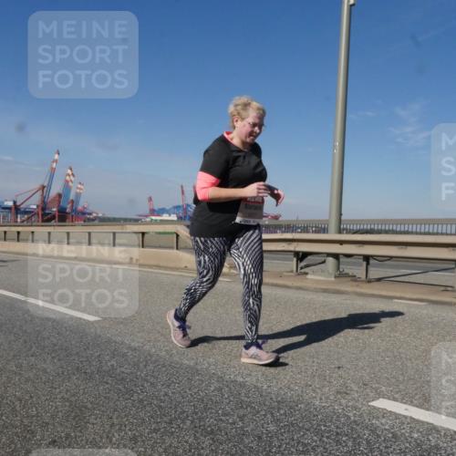 03.10.2025 - Köhlbrandbrückenlauf Matties Gatica Varas http://msf.ph/oto/9008462 03.10.2025 13:04:22 Position 2 6317 meine-sportfotos.de