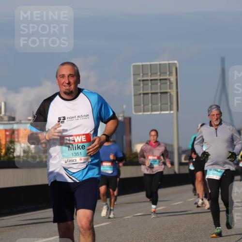 03.10.2025 - Köhlbrandbrückenlauf Luisa Fischer http://msf.ph/oto/9008467 03.10.2025 10:50:19 Position 3 1351, 1073 meine-sportfotos.de