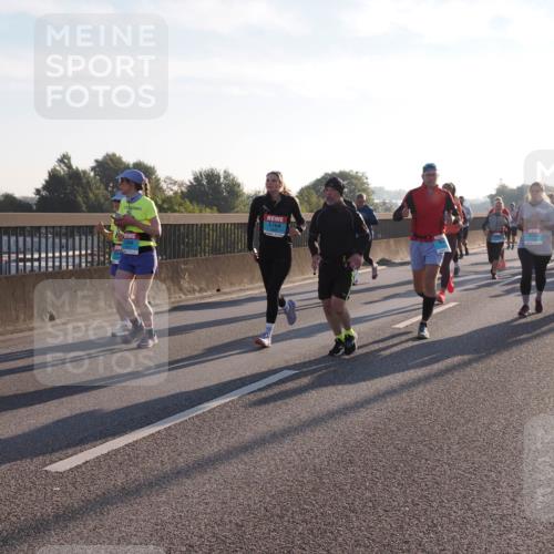 03.10.2025 - Köhlbrandbrückenlauf Fabian Wolf http://msf.ph/oto/9008477 03.10.2025 09:20:43 Position 3 10 meine-sportfotos.de