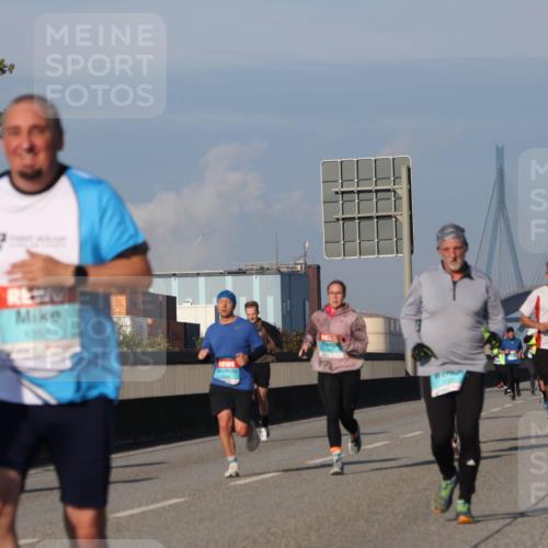 03.10.2025 - Köhlbrandbrückenlauf Luisa Fischer http://msf.ph/oto/9008481 03.10.2025 10:50:20 Position 3  meine-sportfotos.de