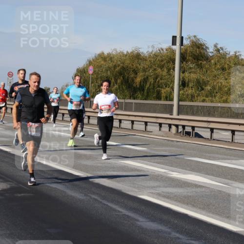 03.10.2025 - Köhlbrandbrückenlauf Julia Fischer http://msf.ph/oto/9008495 03.10.2025 12:50:44 Position 3 12, 5 meine-sportfotos.de