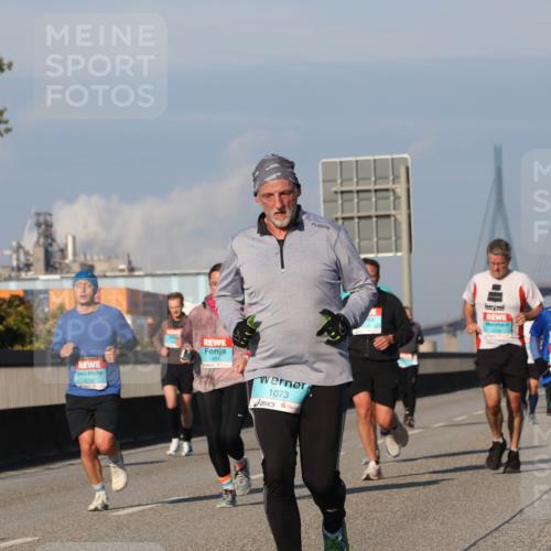 03.10.2025 - Köhlbrandbrückenlauf Luisa Fischer http://msf.ph/oto/9008508 03.10.2025 10:50:22 Position 3 1073 meine-sportfotos.de