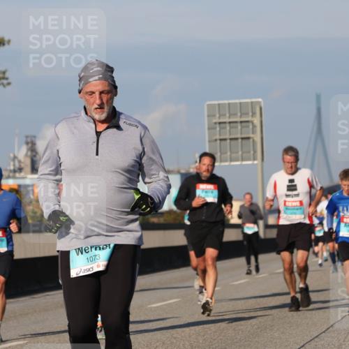 03.10.2025 - Köhlbrandbrückenlauf Luisa Fischer http://msf.ph/oto/9008528 03.10.2025 10:50:23 Position 3 1073 meine-sportfotos.de