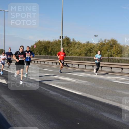 03.10.2025 - Köhlbrandbrückenlauf Julia Fischer http://msf.ph/oto/9008535 03.10.2025 12:50:50 Position 3  meine-sportfotos.de