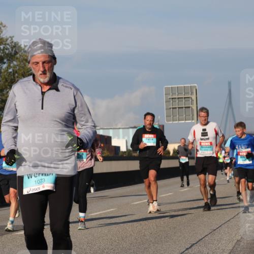 03.10.2025 - Köhlbrandbrückenlauf Luisa Fischer http://msf.ph/oto/9008545 03.10.2025 10:50:23 Position 3 1073 meine-sportfotos.de