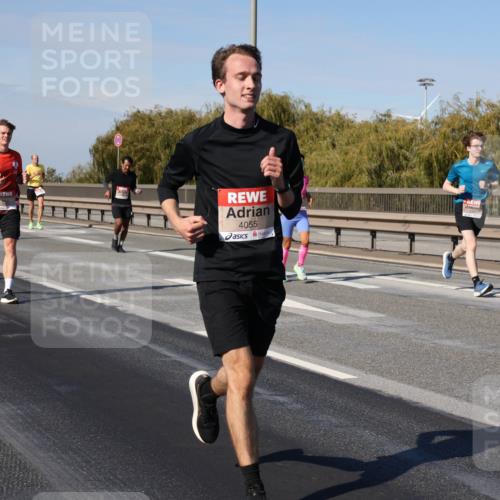 03.10.2025 - Köhlbrandbrückenlauf Julia Fischer http://msf.ph/oto/9008635 03.10.2025 12:51:08 Position 3 4055 meine-sportfotos.de